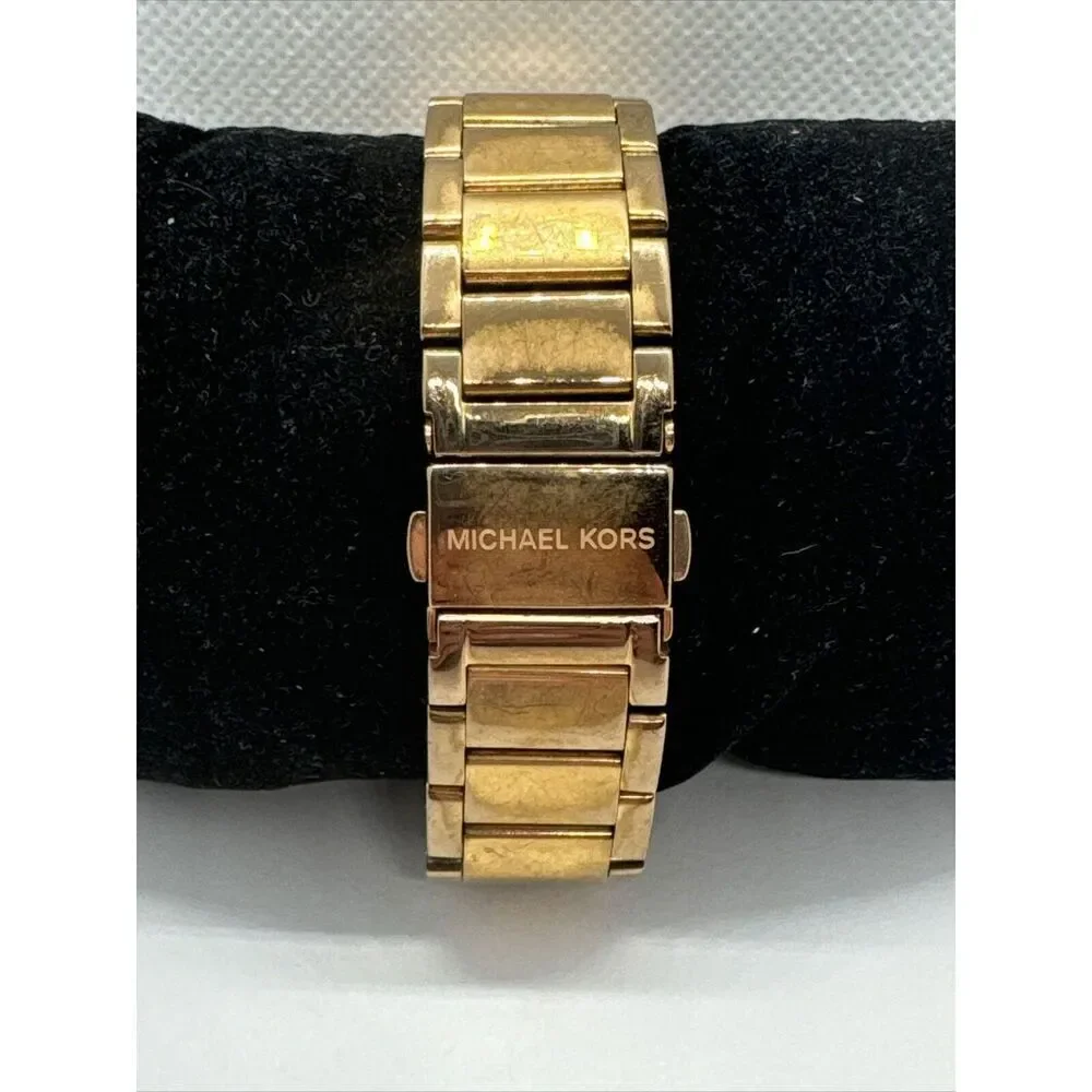Michael Kors MK6106 Women's Gold Stainless Steel Analog Dial Quartz Watch JNA640